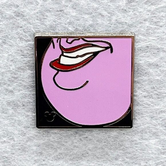 🔮 5/$25 Disney Smiling Villains The Little Mermaid Ursula Pin - Picture 1 of 2